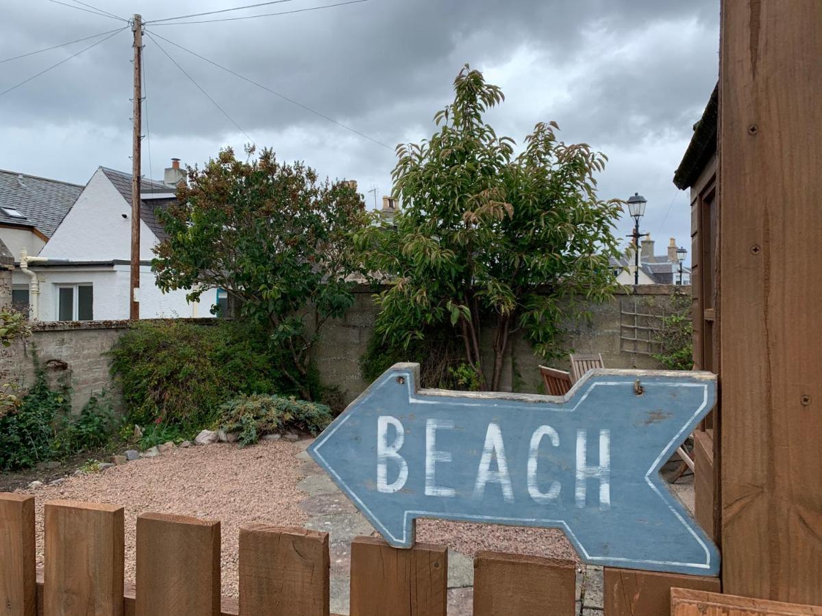 Ceol Na Mara Cottage By The Sea Nairn Exteriör bild